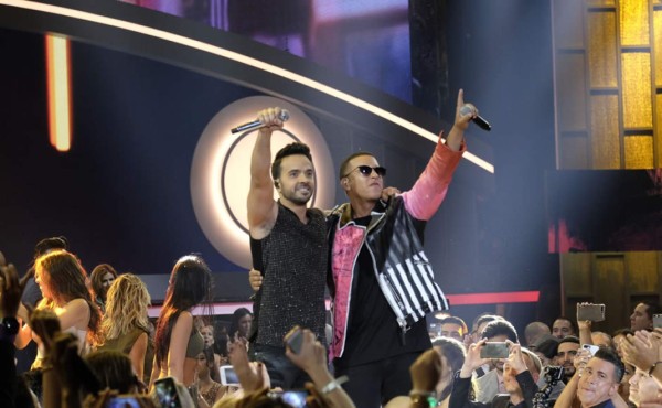 Luis Fonsi y Daddy Yankee interpretarán 'Despacito' en 'The Voice'  