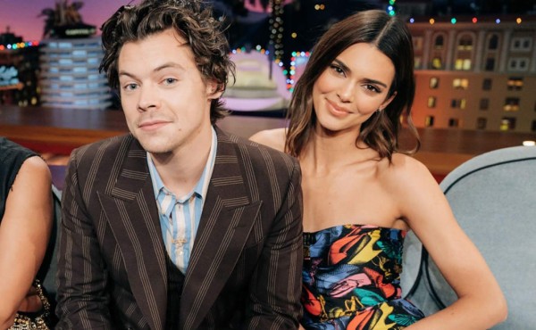 Harry Styles come esperma de pez para evadir a su ex Kendall Jenner