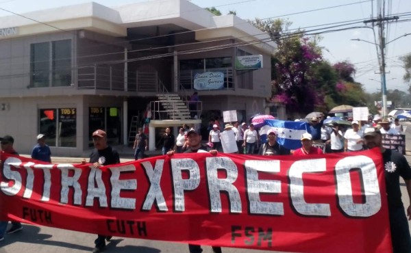 Miles de trabajadores hondureños se movilizan exigiendo seguridad y estabilidad laboral