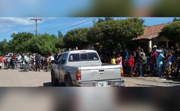 Matan a policía tras asesinarle a su hijo y a su sobrino