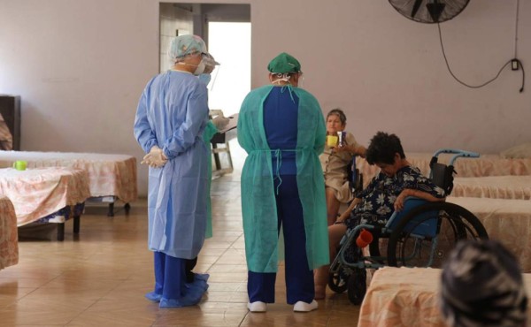 Pruebas de COVID-19 realizadas en asilo de San Pedro Sula estarán listas en 48 horas