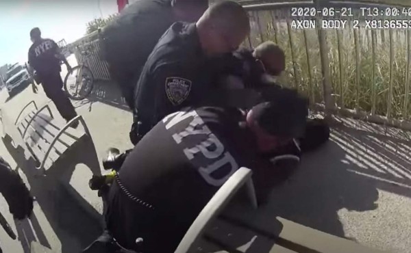 Suspendido un policía de Nueva York por usar una llave de estrangulamiento