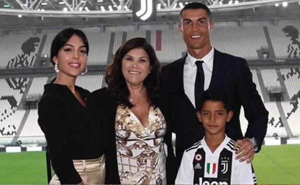 Madre de Cristiano Ronaldo habla de los rumorados conflictos con Georgina Rodríguez