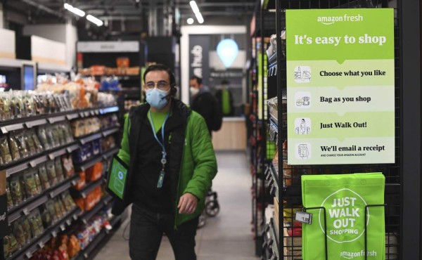 Amazon abre en Londres un novedoso supermercado sin contacto ni cajeros