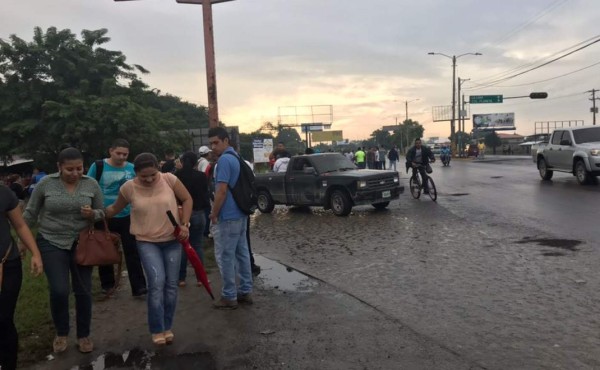 Transporte de la Planeta en paro de labores