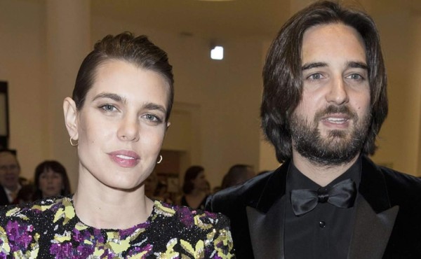 Carlota Casiraghi niega separación de Dimitri Rassam