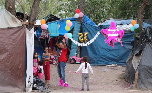 Migrantes varados en México esperan 'in extremis' un nuevo destino con Biden