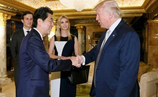 Trump reafirma el compromiso de EUA con la seguridad de Japón