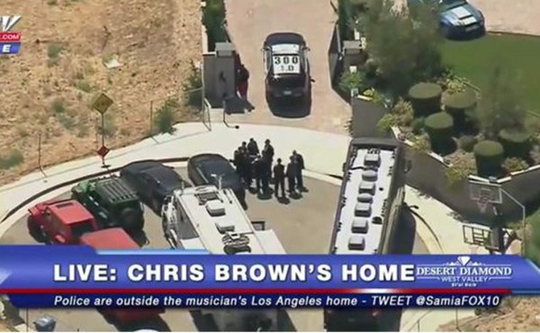 Mujer llama al 911 asegurando que Chris Brown le apuntó con pistola