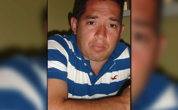 Separan a tres oficiales por crimen de Arístides González