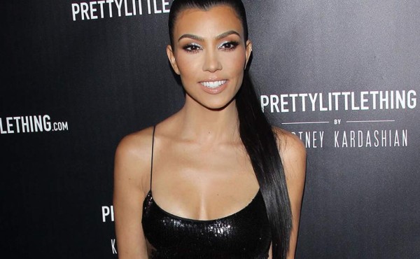 Kourtney Kardashian hace competencia a sus hermanas