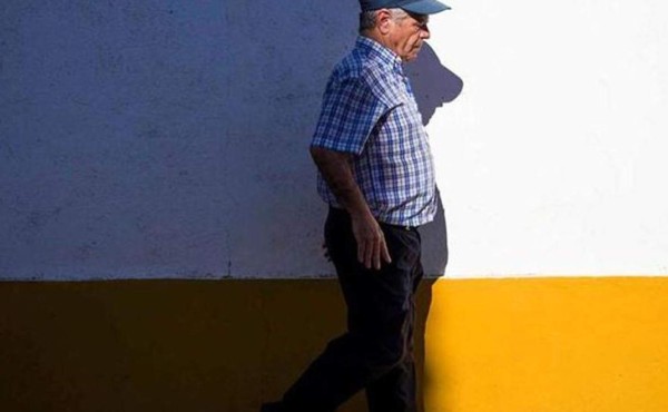 Estuvo postrado 43 años en una silla de ruedas por error en diagnóstico