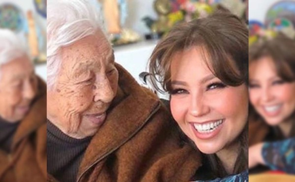 Thalía felicita a su abuela por su 102 cumpleaños