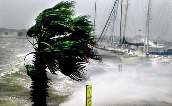Aumentan los vientos del Huracán Irma, de categoría tres