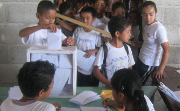 En Honduras hay unos 165,000 'ninis”, jóvenes que ni estudian ni trabajan