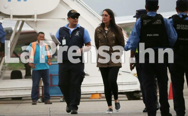 La expalillona Ilsa Vanessa Molina llega deportada a Honduras