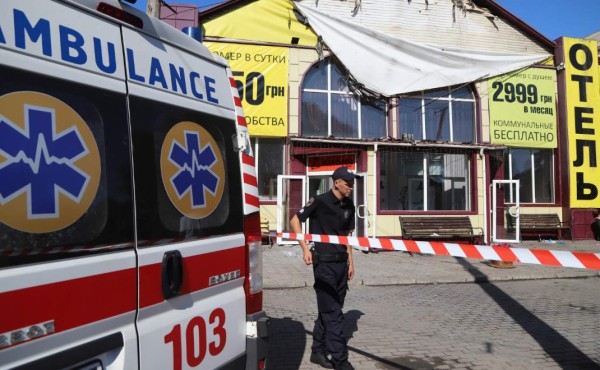 Nueve muertos en un incendio en un hotel de Ucrania