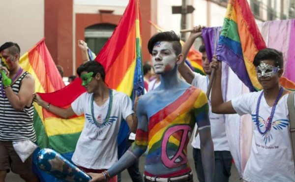 Honduras: CSJ declara inadmisible recurso para legalizar matrimonio gay