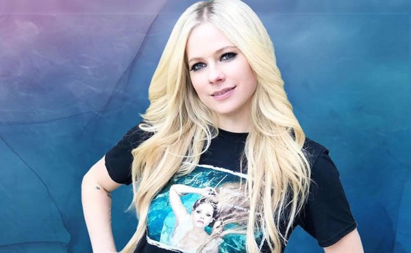 Avril Lavigne regresa estrenando su primera canción en cinco años