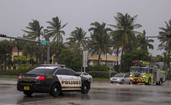Huracán Irma cobra las tres primeras víctimas en Florida, según medios locales