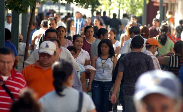 El 70% de los hondureños estará en edad de trabajar en el 2045