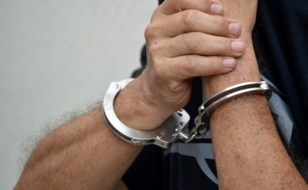 Presunto marero es capturado con armas y droga en Siguatepeque