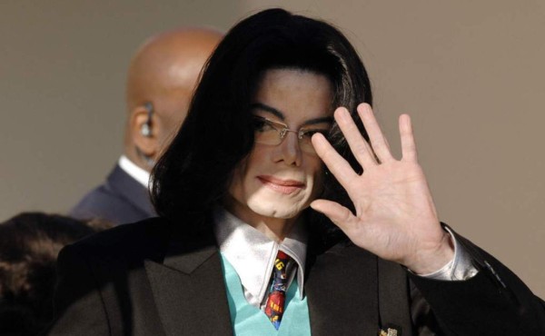 Filtran interrogatorio a Michael Jackson por denuncias de abuso sexual