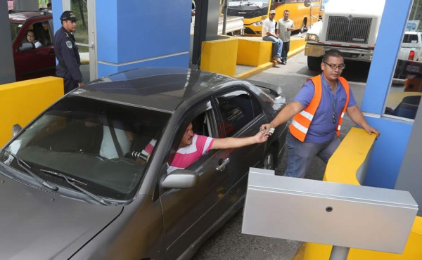 Aumentan dos lempiras cobro en los peajes de la carretera CA-5