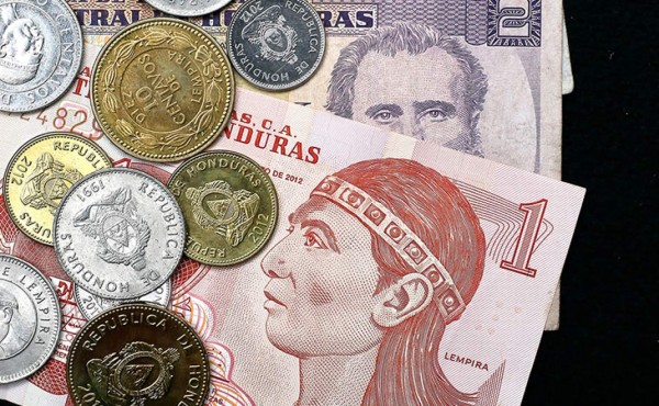 Apoyan cambiar por monedas los billetes de baja denominación