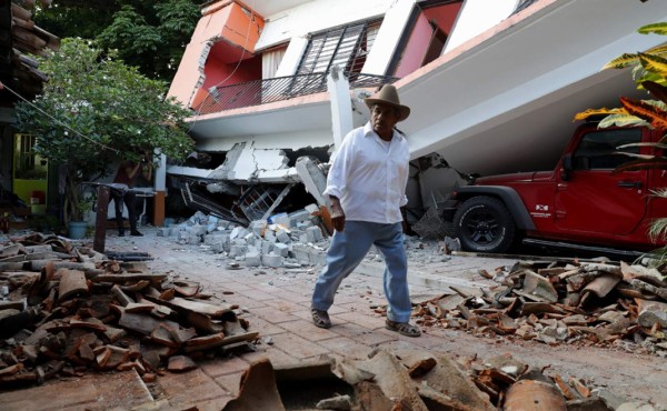 Sube a 90 los muertos por el terremoto en México