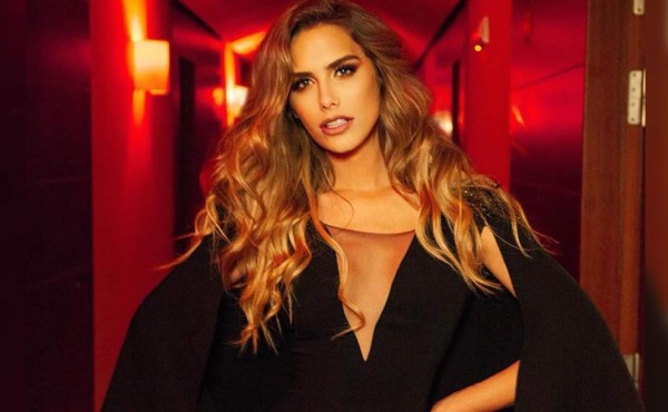 Ángela Ponce protagoniza video musical 'El Roce' de Manu Tenorio