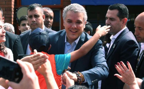 Colombia: Derechista Iván Duque es elegido nuevo presidente