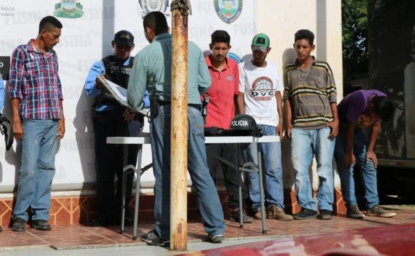 Capturan a ocho personas en operativos en El Progreso