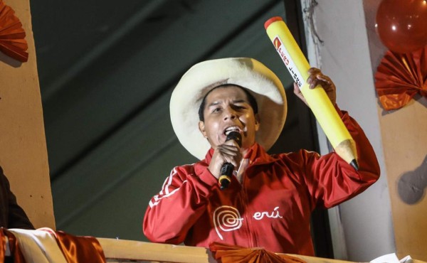 Pedro Castillo asegura que ha llegado el momento de la 'tranquilidad' en Perú