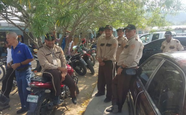 Veinte guardias de seguridad sin sueldo desde hace 4 meses en Santa Bárbara