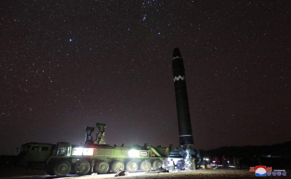Seúl califica de exitoso el lanzamiento del nuevo misil norcoreano