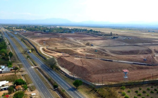 El aeropuerto ya impulsa el desarrollo de Comayagua