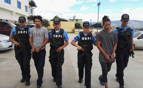Capturan a dos integrantes de banda de asaltantes en Tegucigalpa