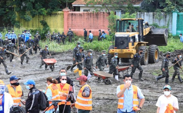 Realizan lanzamiento de operación masiva de limpieza en el Valle de Sula