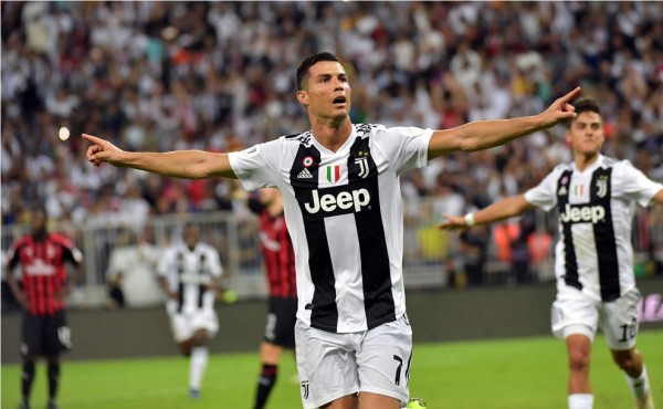 Cristiano Ronaldo celebrando su gol contra el Milan en la Supercopa de Italia. Foto AFP