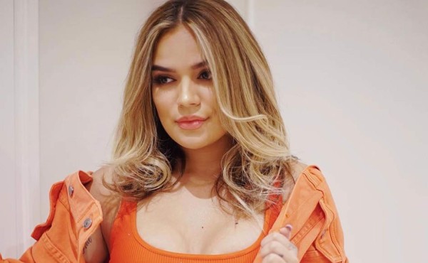 Karol G furiosa con Cosculluela por involucrarla en sus pleitos con Anuel AA