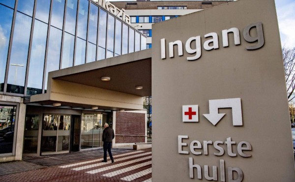 Holanda anuncia su primer muerto y supera los 100 casos de coronavirus