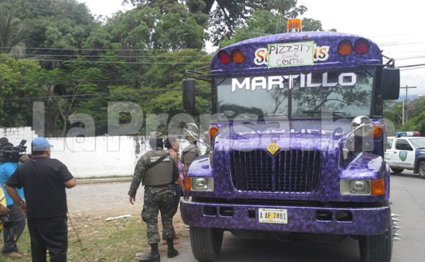 Asesinan a ayudante de bus en La Ceiba