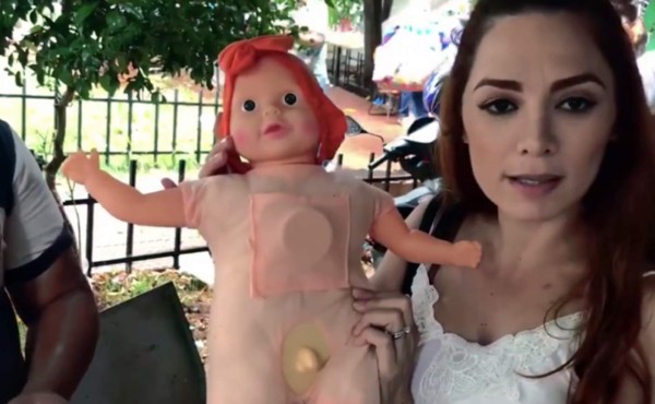 Decomisan centenares de 'muñecas trans' regaladas el Día de Reyes en Paraguay  