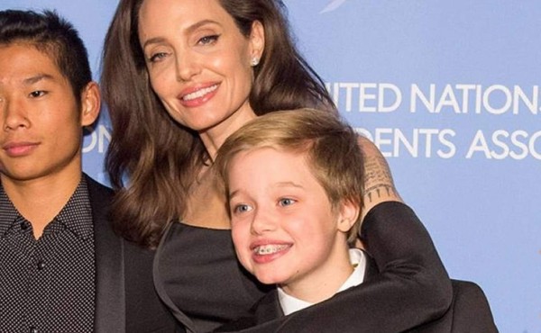 Fotos de Shiloh, 'la hija transgénero' de Angelina Jolie y Brad Pitt, tras iniciar supuesta transición
