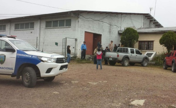 Asaltantes ultiman a vigilante de centro educativo en Copan