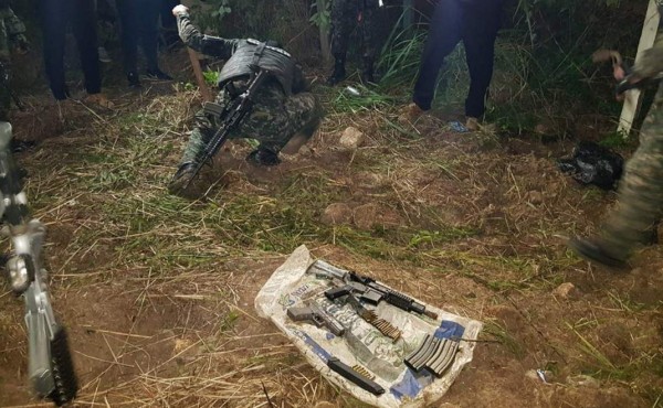 Encuentran enterradas armas de grueso calibre en Tegucigalpa