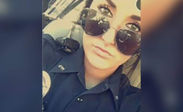 Mujer policía pierde dos trabajos por insulto racial en Snapchat