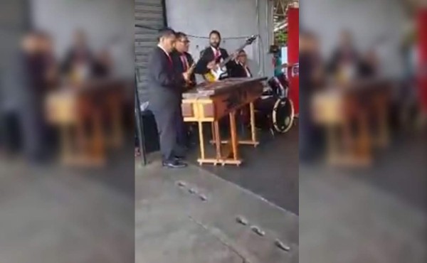 Hasta en marimba sacan versión de 'Despacito”