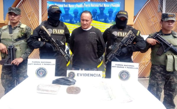 Capturan a 'Pitbull', supuesto vendedor de droga de la Pandilla 18